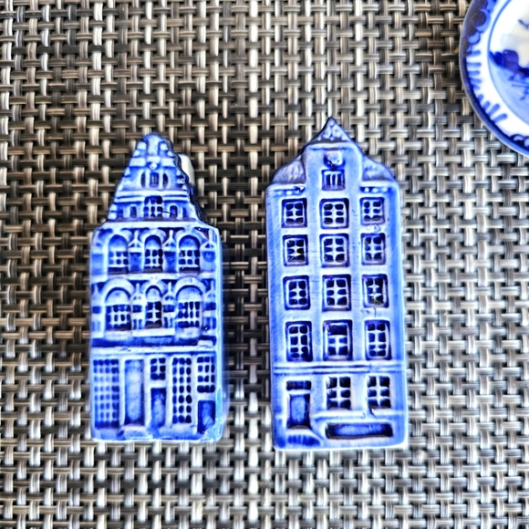 Vintage Delft Windmill Miniature Plate 3" Holland W7 2 sets S&P shakers - Picture 8 of 14